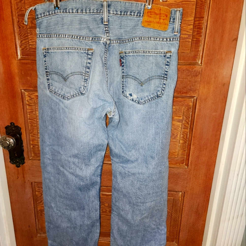 Levi jeans